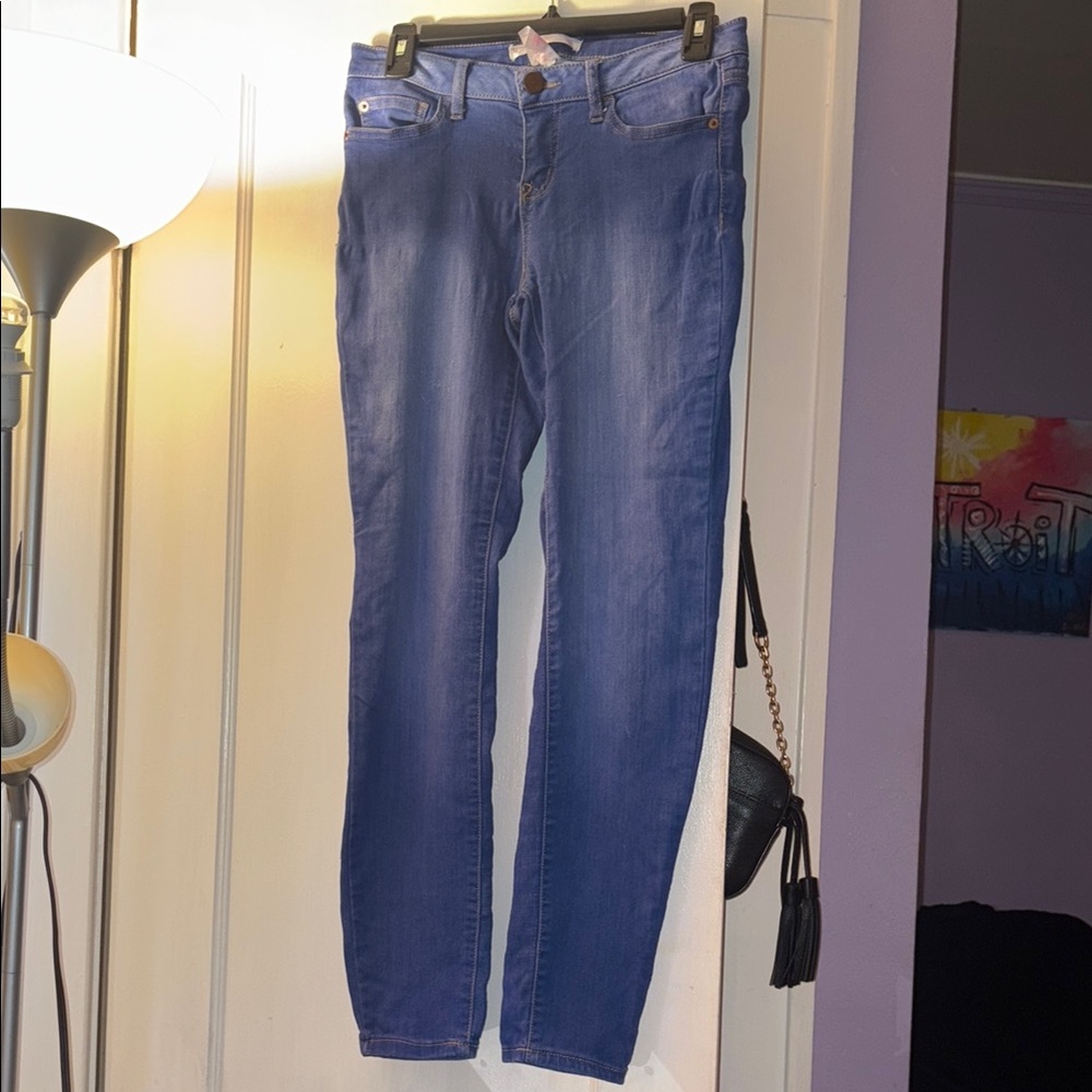 No Boundaries Women's Skinny Jeans in Deep Blue